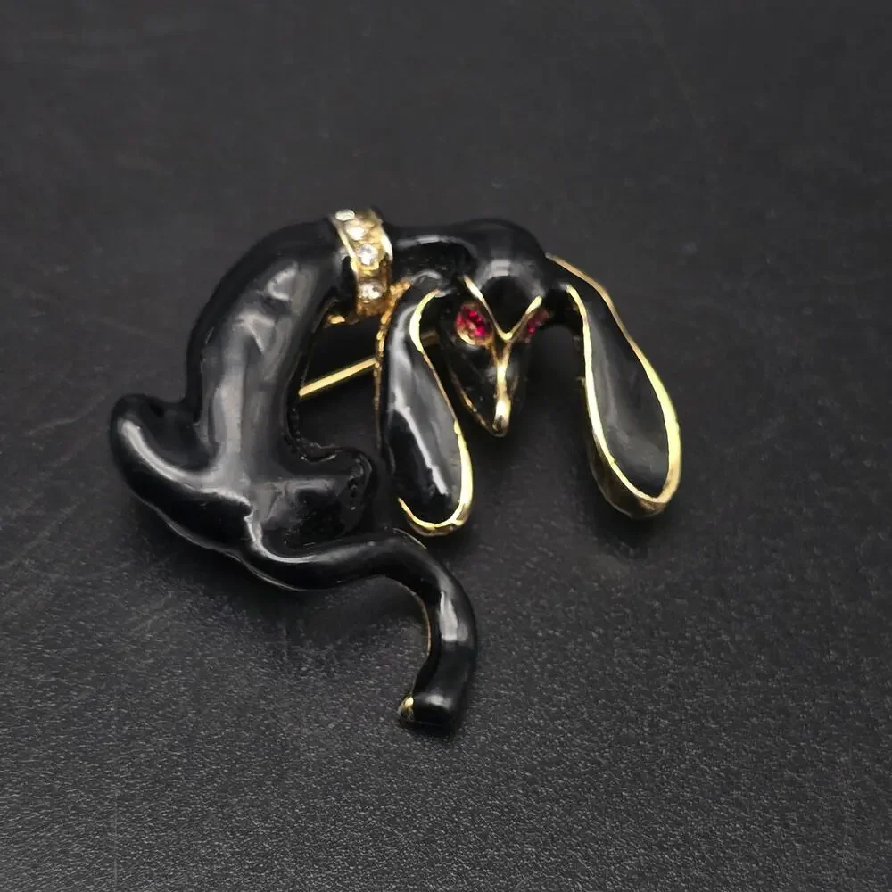 Black Enamel Hound Dog Brooch Rhinestone Accents Vintage Animal Jewelry